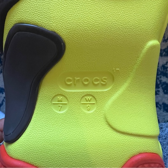 CROCS Womens BUBBLE CRUSH CLOG SESAME W 9- M 7. - Picture 6 of 7